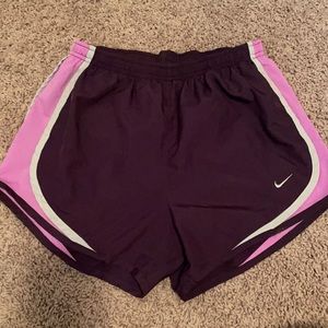 Nike dri fit women’s shorts purple great condition